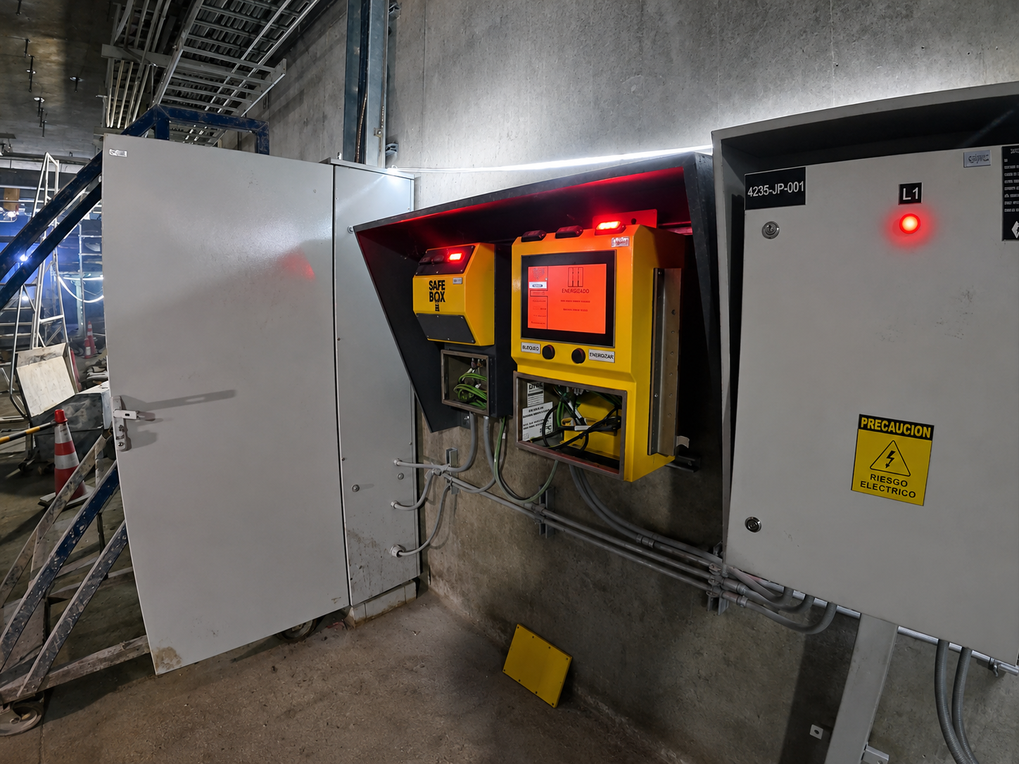 Sistema SafeBox de bloqueo remoto de energía